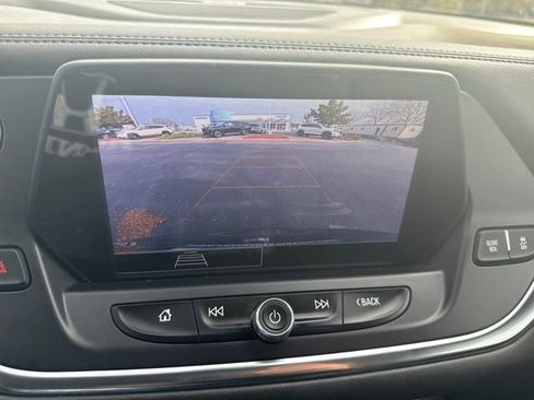 Used 2022 Chevrolet Blazer LT image 33