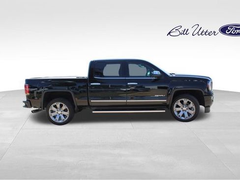 Used 2018 GMC Sierra 1500 Denali w/ Denali Ultimate Package AWD/4WD image 4