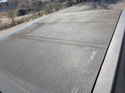 Used 2021 Nissan Titan SV w/ SV Convenience Package image 19