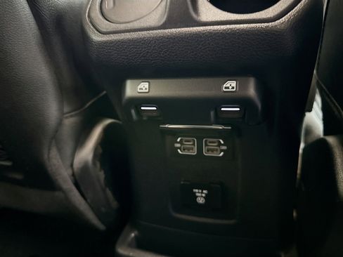 Used 2021 Jeep Wrangler Unlimited Rubicon 4xe w/ Steel Bumper Group image 31