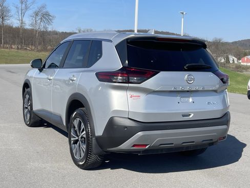 Used 2023 Nissan Rogue SV w/ SV Premium B Package AWD/4WD image 6