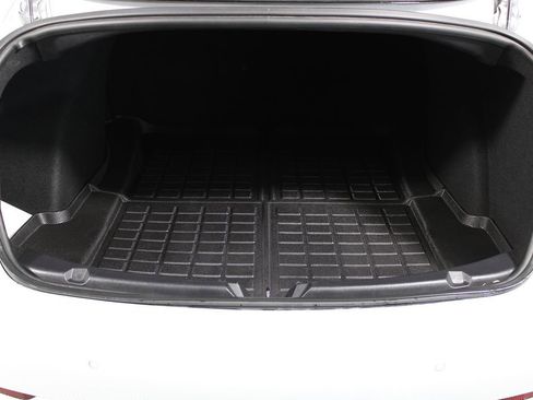 Used 2019 Tesla Model 3 Standard Range Plus image 22