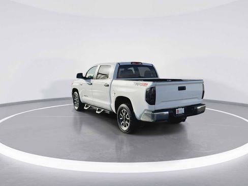 Certified 2016 Toyota Tundra SR5 image 6