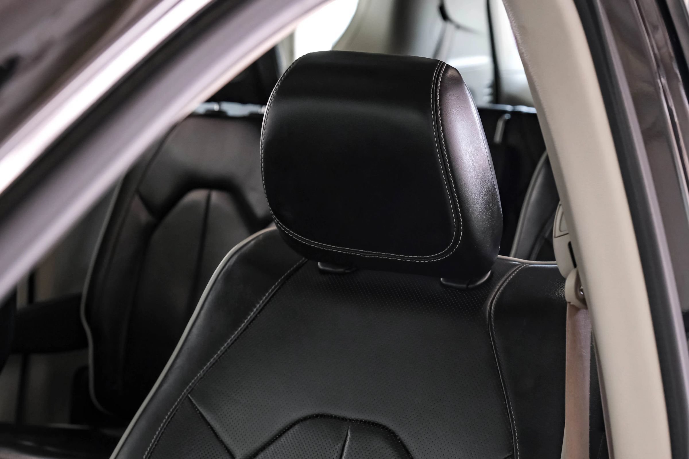 Used 2022 Chrysler Pacifica Limited FWD image 24