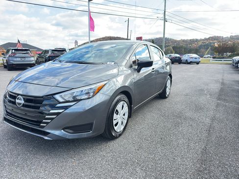 New 2025 Nissan Versa S image 9