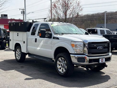 Used 2016 Ford F250 XL w/ XL Appearance Package image 4