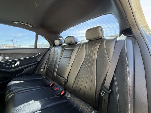 Used 2017 Mercedes-Benz E 300 image 7