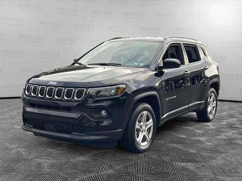 Certified 2024 Jeep Compass Latitude w/ Altitude Special Edition image 1