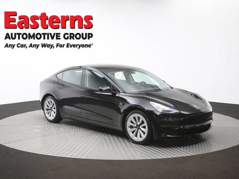 Used 2021 Tesla Model 3 Standard Range Plus RWD image 43
