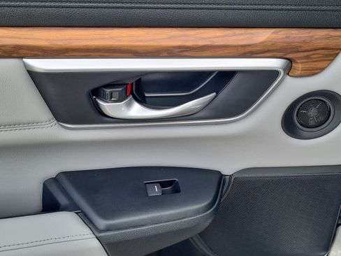 Used 2021 Honda CR-V EX-L image 16