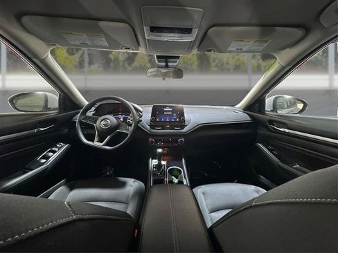 Used 2021 Nissan Altima 2.5 SV image 23