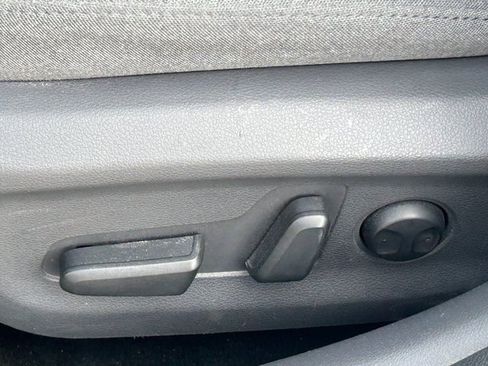 Used 2021 Hyundai Ioniq SEL image 26