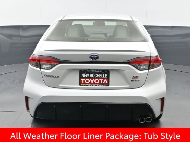 Certified 2025 Toyota Corolla SE w/ Convenience Package FWD image 5