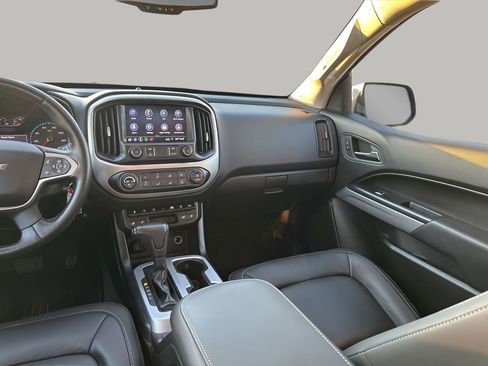 Used 2019 Chevrolet Colorado ZR2 w/ Colorado ZR2 Bison Edition image 23