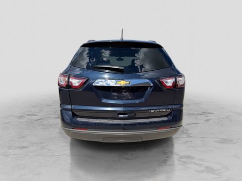 Used 2015 Chevrolet Traverse LT w/ Traveler's Package FWD image 6