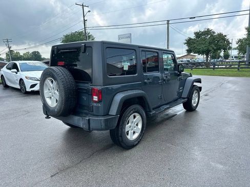 Used 2017 Jeep Wrangler Unlimited Sport w/ Quick Order Package 24S AWD/4WD image 3