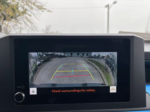 Used 2025 Toyota Tacoma TRD Off-Road image 22