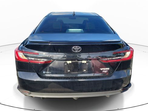 Used 2025 Toyota Camry SE w/ Multimedia Upgrade Package FWD image 6