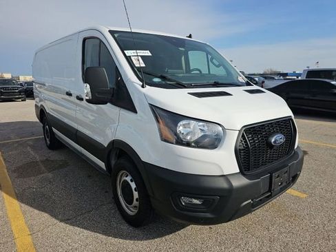 Used 2022 Ford Transit 250 Low Roof image 1