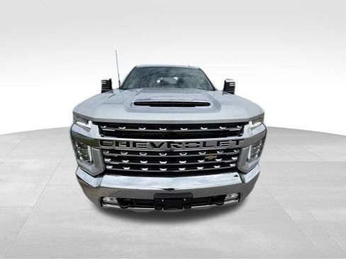 Certified 2022 Chevrolet Silverado 2500 LTZ w/ LTZ Convenience Package AWD/4WD image 3