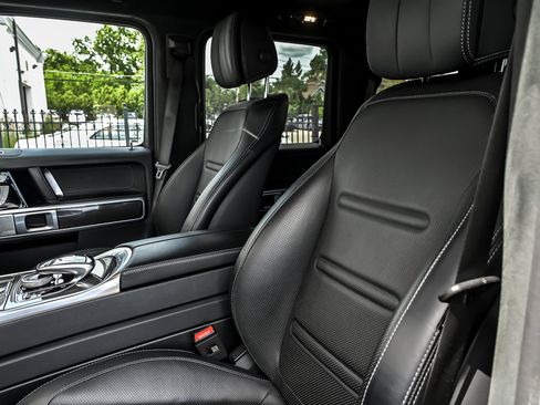 Used 2023 Mercedes-Benz G 550 image 22