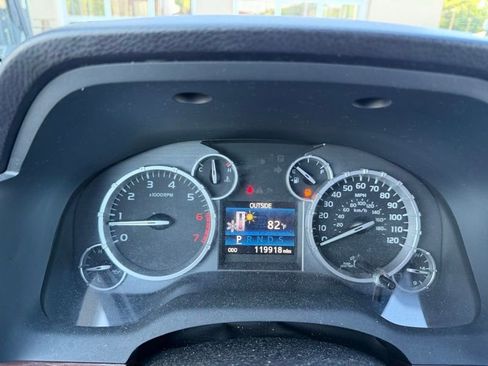 Used 2014 Toyota Tundra Limited w/ Limited Premium Package AWD/4WD image 14