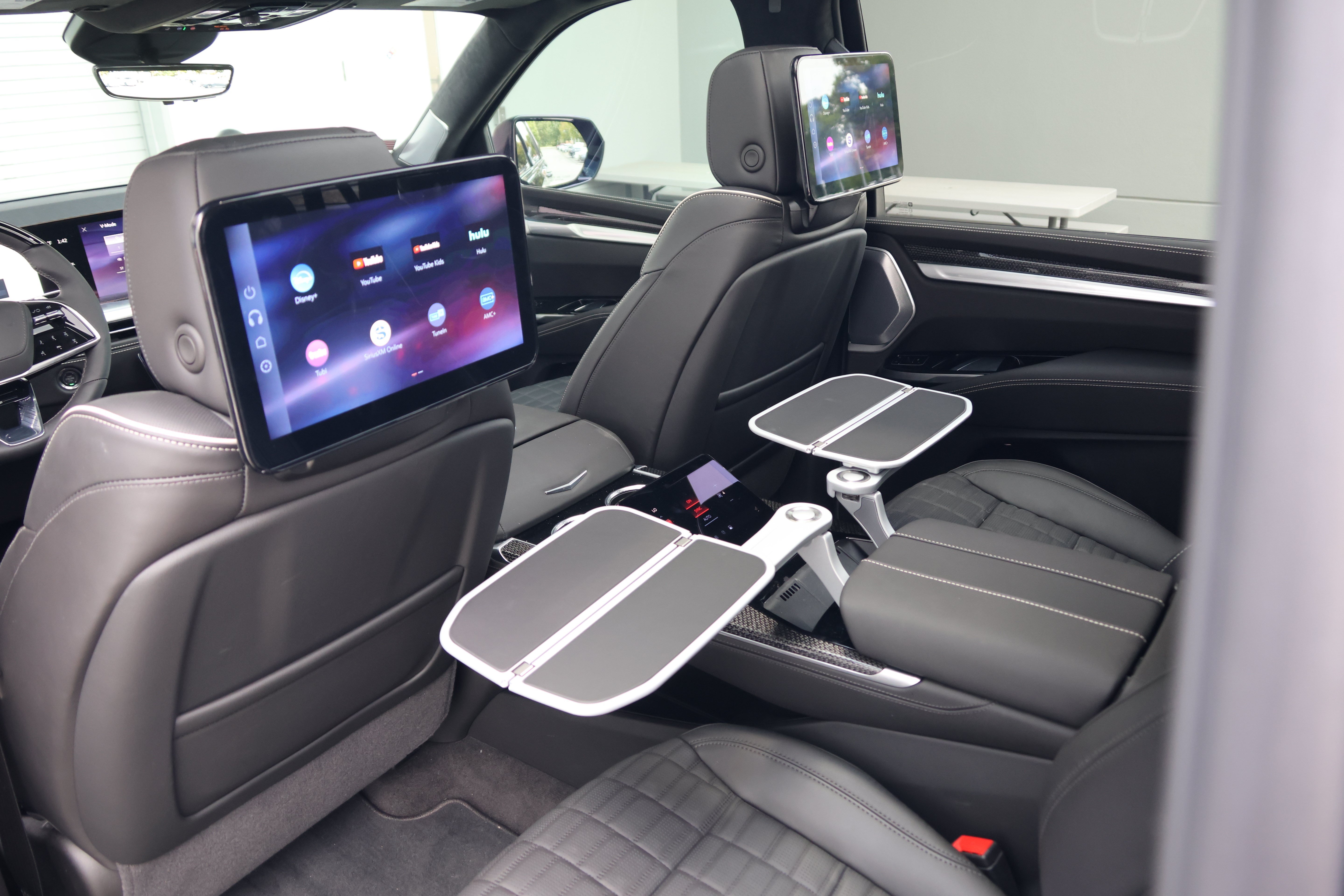 Used 2026 Cadillac Escalade ESV V AWD/4WD image 46