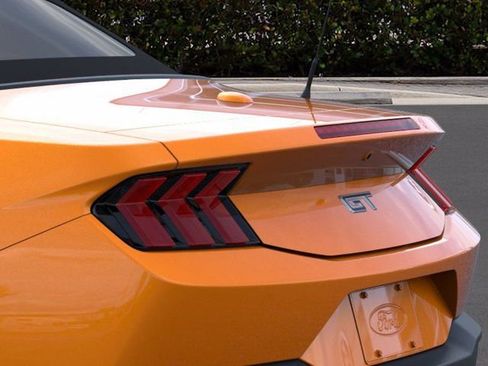 New 2026 Ford Mustang GT Premium w/ GT Performance Package RWD image 22
