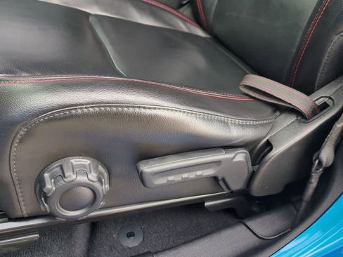 Used 2021 Jeep Wrangler Unlimited Rubicon w/ Cold Weather Group image 17