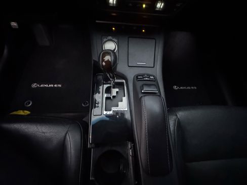 Used 2014 Lexus ES 350 image 18