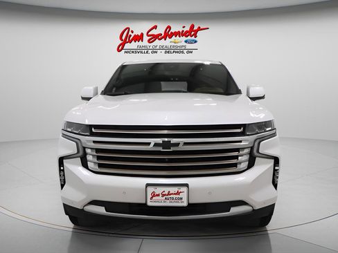 Used 2024 Chevrolet Tahoe High Country w/ Advanced Technology Package AWD/4WD image 3