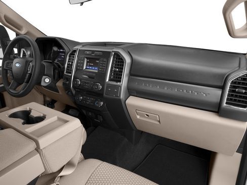 Used 2017 Ford F350 XLT AWD/4WD image 19