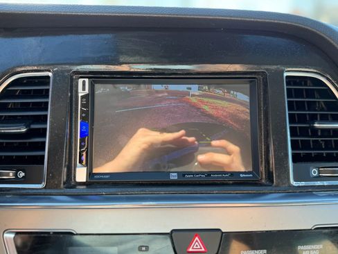 Used 2017 Hyundai Sonata SE FWD image 15