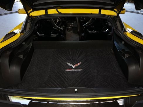 Used 2015 Chevrolet Corvette Z06 image 34