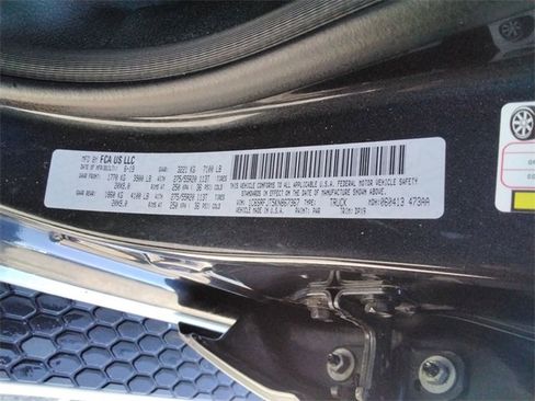 Used 2019 RAM 1500 Laramie image 13