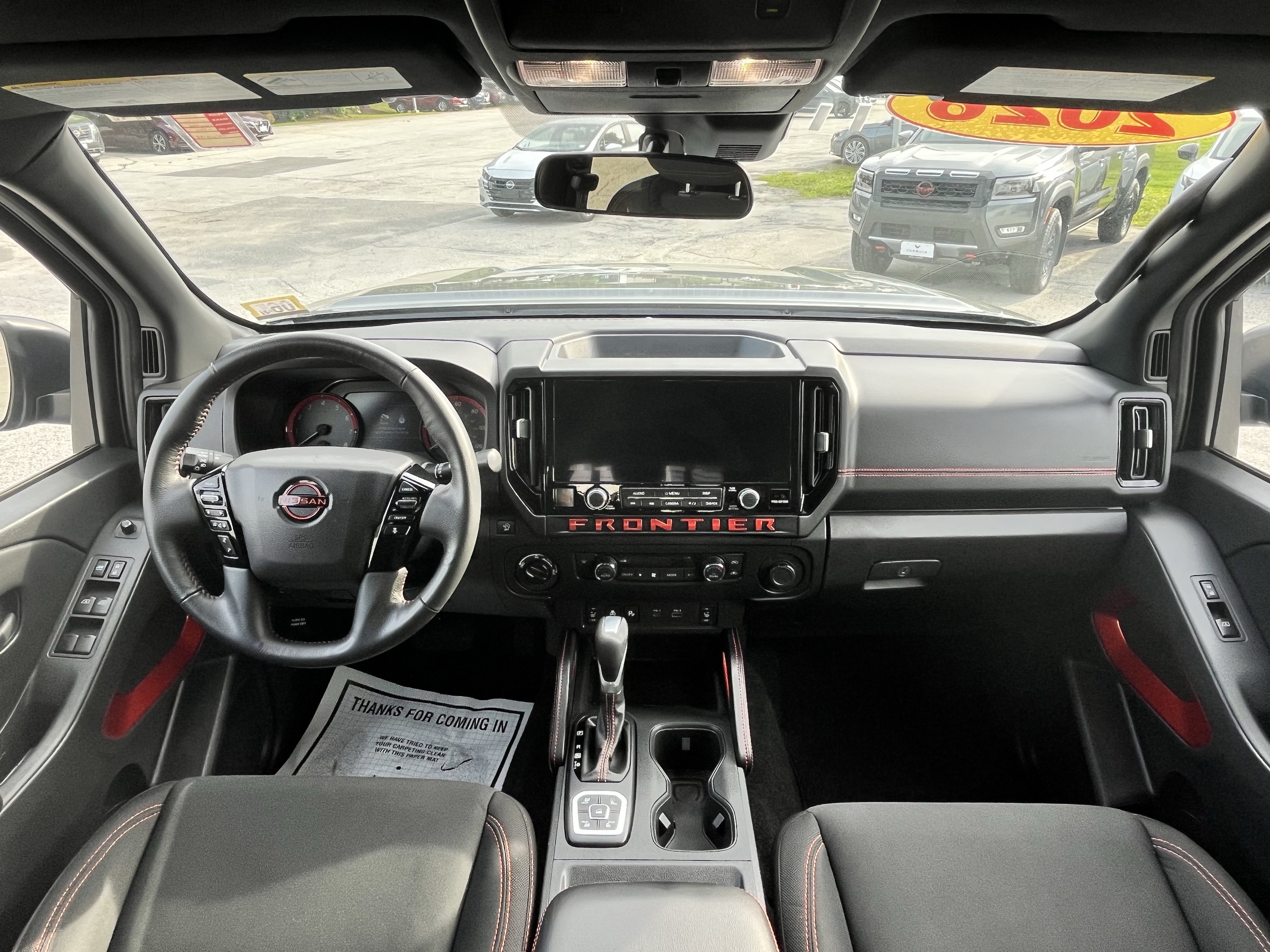 Used 2026 Nissan Frontier PRO-4X AWD/4WD image 16