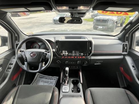 Used 2026 Nissan Frontier PRO-4X AWD/4WD image 16