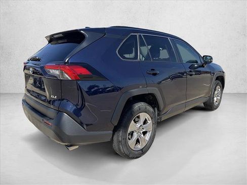 Used 2025 Toyota RAV4 XLE FWD image 5