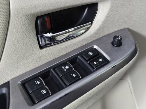 Used 2016 Subaru Impreza 2.0i Sport Premium image 17