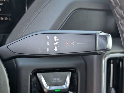 Certified 2025 GMC Yukon Denali AWD/4WD image 19