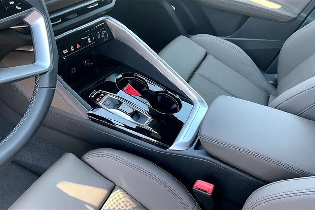 New 2026 Audi Q5 Premium Plus AWD/4WD image 14
