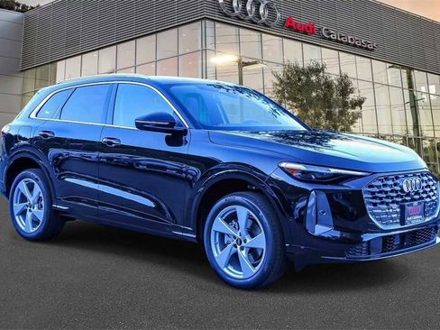 New 2025 Audi Q5 Premium Plus image 5