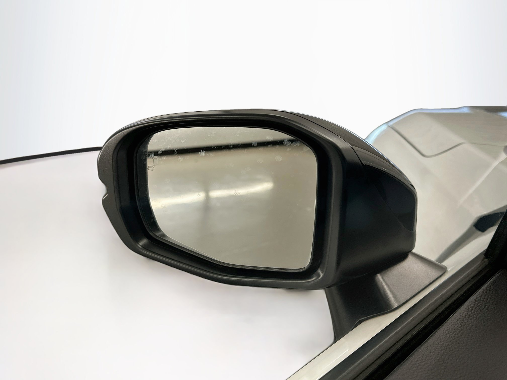 Used 2025 Honda HR-V Sport image 16