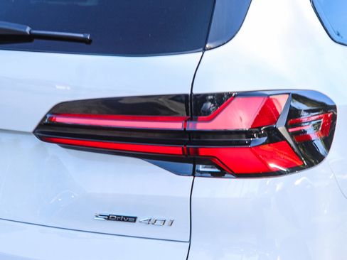 New 2026 BMW X5 sDrive40i w/ M Sport Package image 7