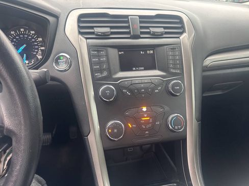 Used 2019 Ford Fusion S FWD image 27