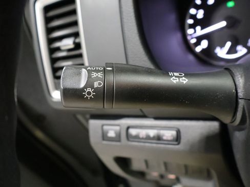 Used 2022 Nissan Frontier S w/ Technology Package image 35