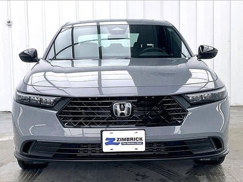 Certified 2025 Honda Accord Sport image 3