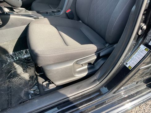 Used 2023 Toyota Corolla LE image 14