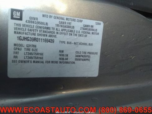 Used 2001 GMC Savana 3500 Extended Passenger image 11