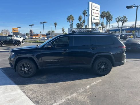 Used 2021 Jeep Grand Cherokee L Limited image 3
